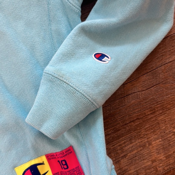 Champion Reverse Weave Crew neck Sweatshirt - Picture 8 of 10